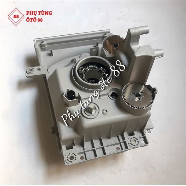 Chóa đèn pha NQR 75 RH